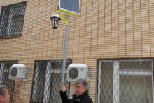 На пешеходные переходы предлагают поставить фонари на солнечных батареях